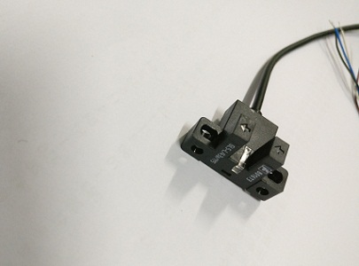 電渦流傳感器有什么缺點(diǎn)，與電渦流式傳感器有什么不同？