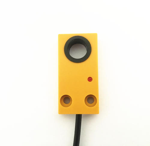 環(huán)形接近開關傳感器.jpg 環(huán)形接近開關傳感器.jpg